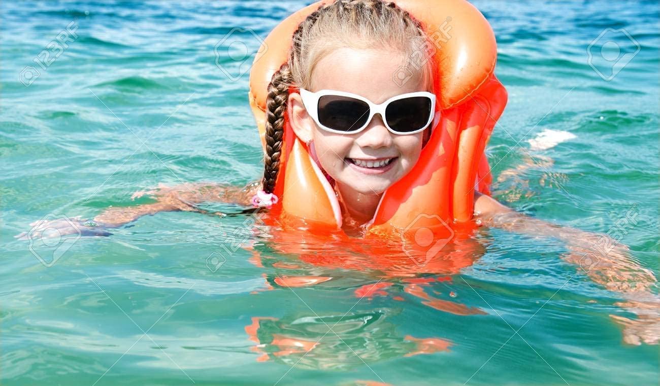 Kids Swim Vest – Inflatable Safety Jacket (Ages 2–4)