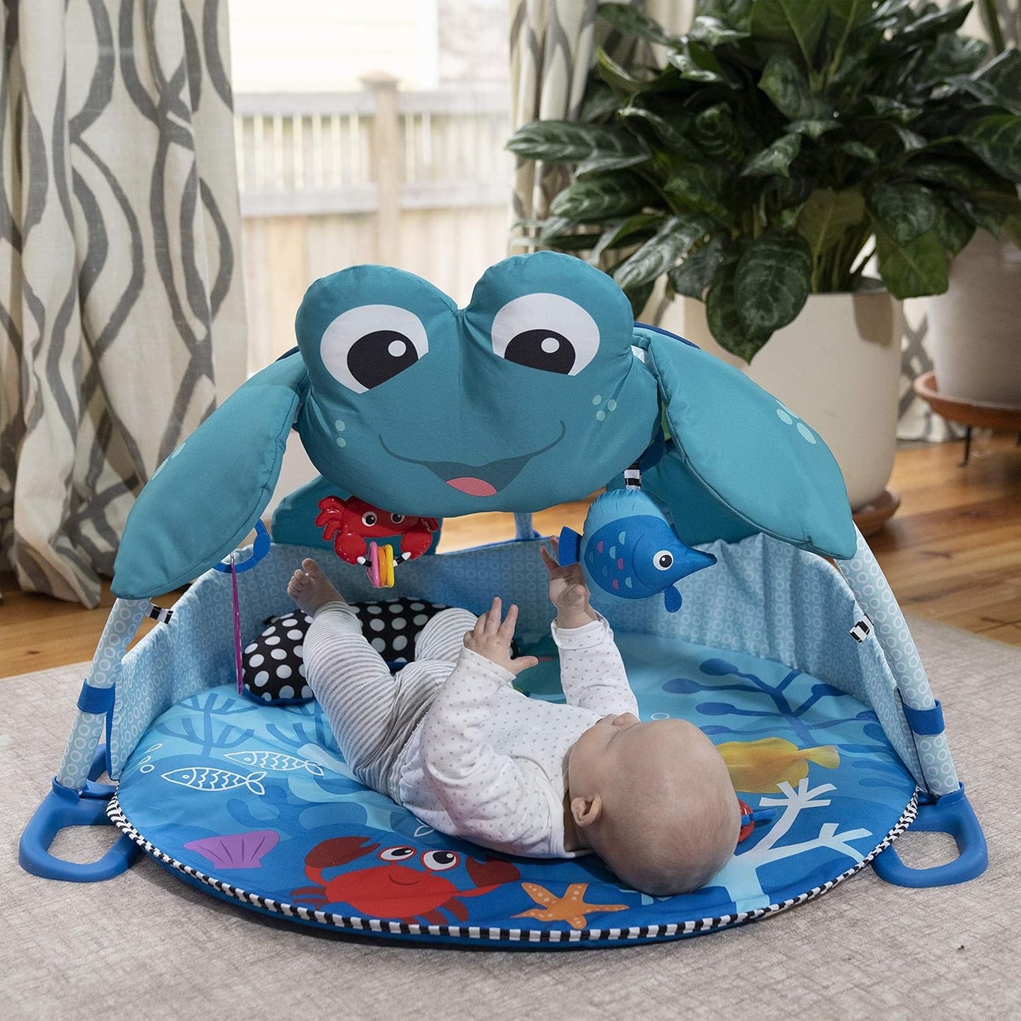 Baby Einstein - Neptune Under the Sea Lights & Sounds Activity Gym