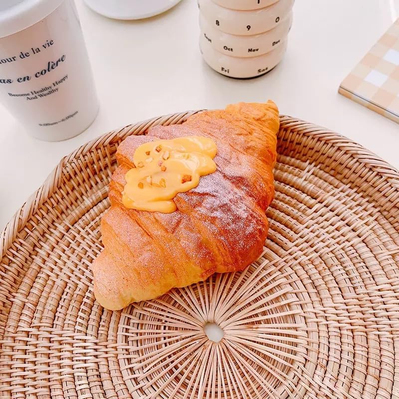 Croissant - Realistic Slow Rising Squishy Toy